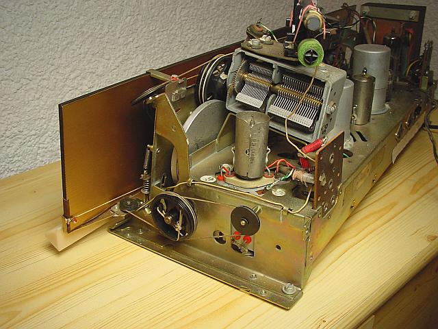 Savoy Stereo 10 Chassis linke Seite