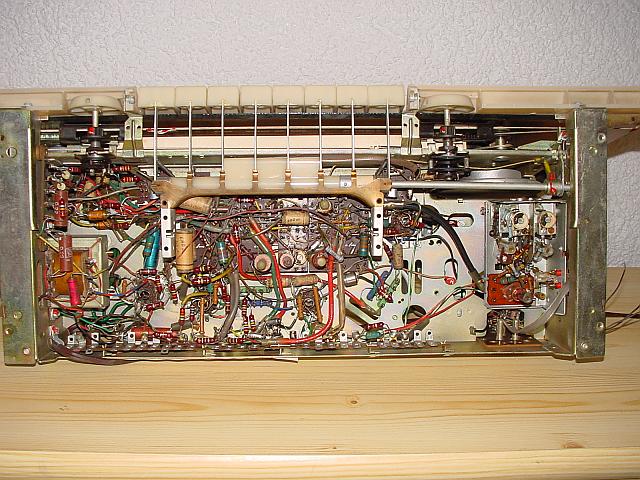 Savoy Stereo 10 Chassis Unterseite